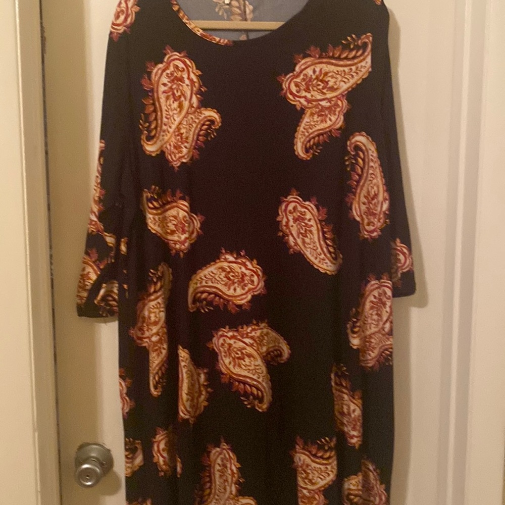 Pretty long sleeves